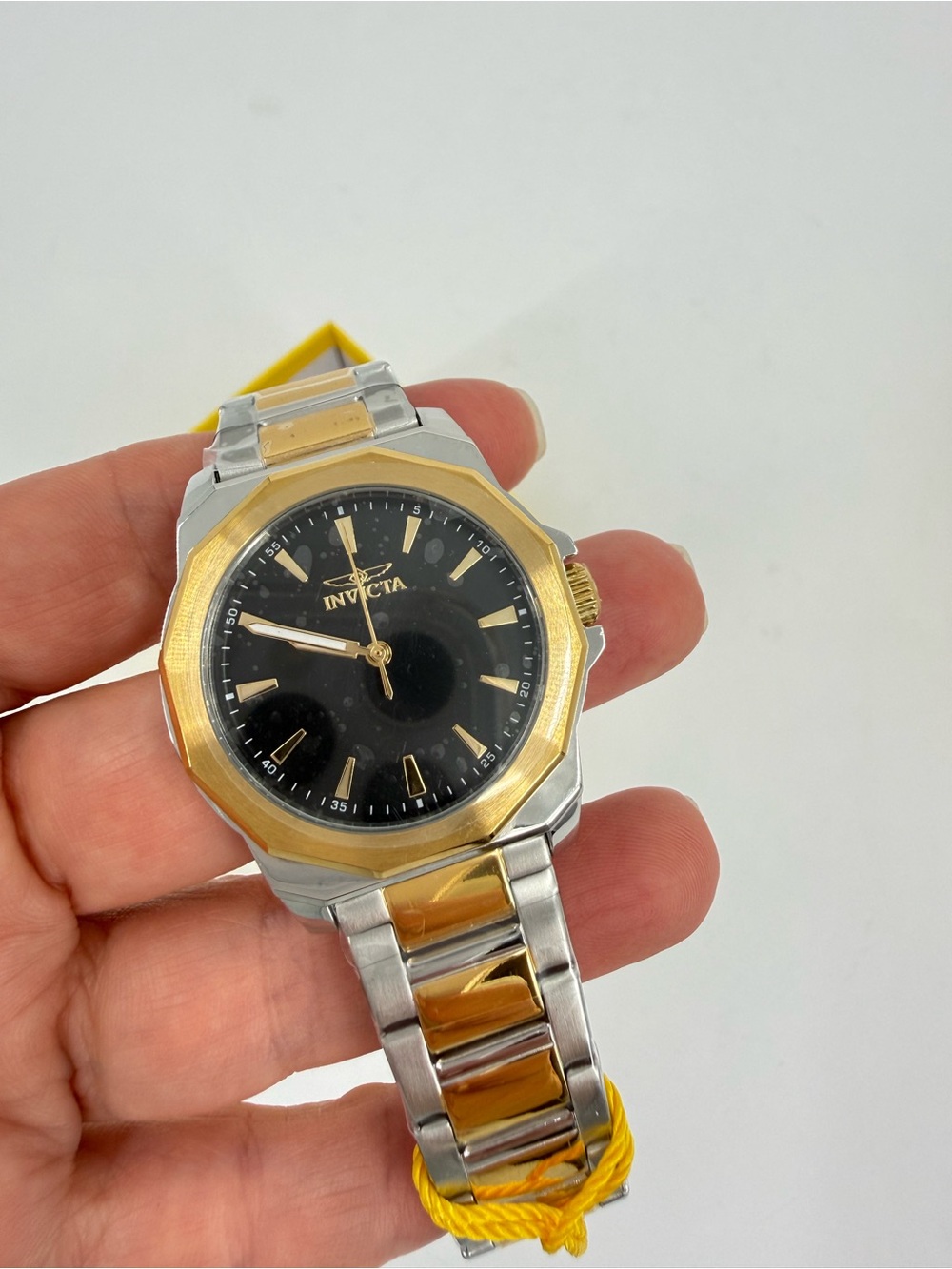 Invicta Speedway Coeurlyn Women's Watch - 34mm. Gold, Steel With Bracelet Set - Picture 7 of 15